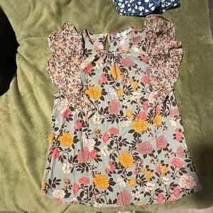 Set of two blouses, like new!